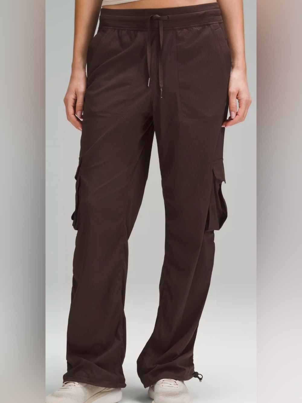 Dance Studio Relaxed-Fit Mid-Rise Cargo Pant